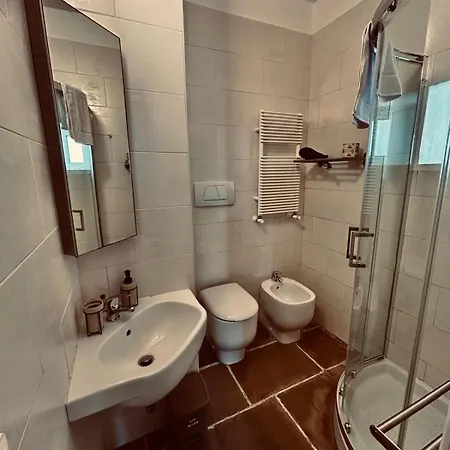 Oltre - Dove Cielo E Mare Si Uniscono Apartmanhotel *