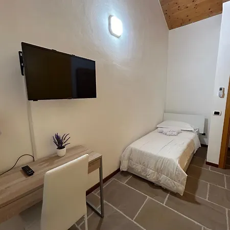 Apartmanhotel Oltre - Dove Cielo E Mare Si Uniscono *